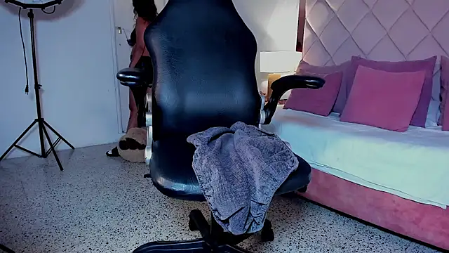 dulce lyraa1 online show from 20, 3, 2026