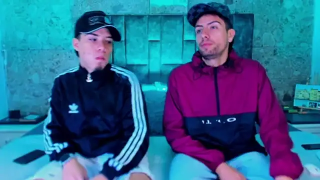 alex and christhoper online show from 21, 4, 2026