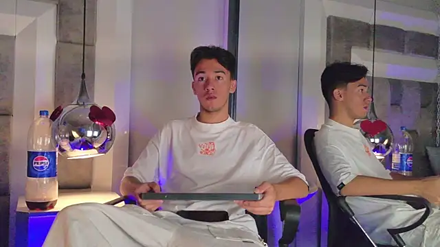 Austin Reedss online show from 13, 4, 2026