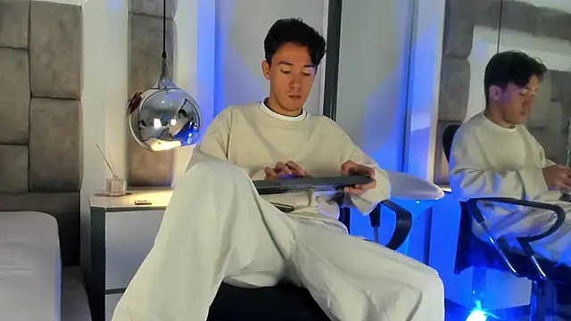 Snapshot of Austin_Reedss chatting on 2, 5, 2026 Austin Reedss online show from 2, 5, 2026