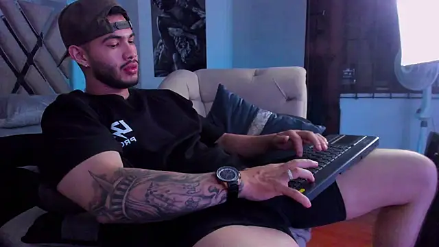 Vincentblack online show from 5, 6, 2026