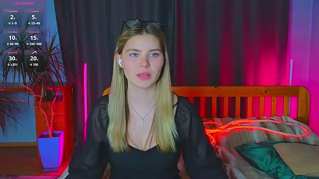 hornycharisma online show from 19, 4, 2026