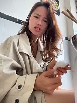 Mia-lp online show from 15, 4, 2026