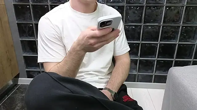 chantatummm online show from 12, 4, 2026