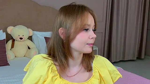 ElaraVance online show from 30, 3, 2026