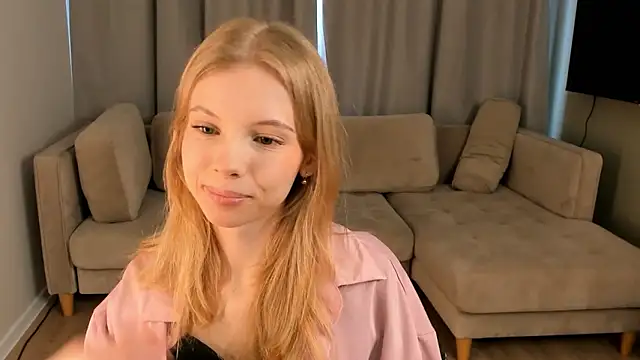 DebiHost online show from 5, 3, 2026