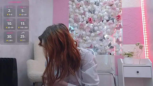 EmberLuna  online show from 20, 4, 2026