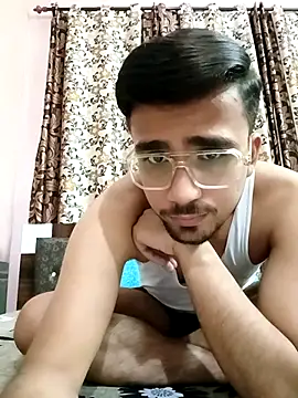 Snapshot of big_indiancock chatting on 29, 4, 2026 big indiancock online show from 29, 4, 2026