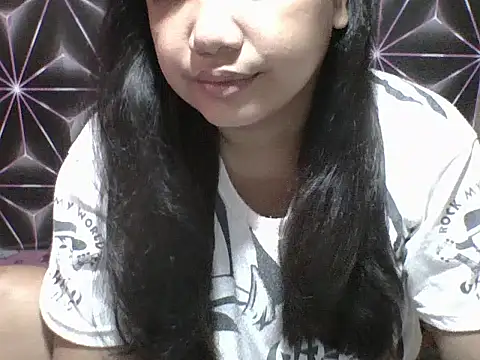 Flowerbebe online show from 6, 4, 2026