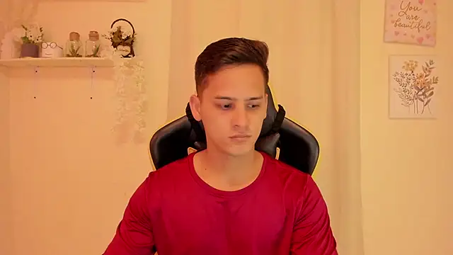 sexy andres01 online show from 14, 4, 2026