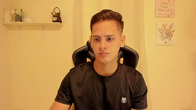 Snapshot of sexy_andres01 chatting on 3, 6, 2026 sexy andres01 online show from 3, 6, 2026