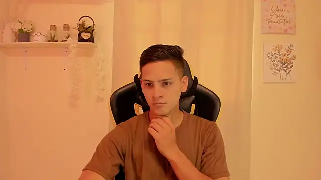 sexy andres01 online show from 26, 3, 2026