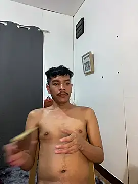 asian darlingcummersxXx online show from 7, 7, 2026
