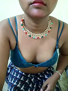 Snapshot of MISS_MADHURIBABY chatting on 2, 6, 2026 MISS MADHURIBABY online show from 2, 6, 2026