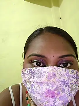 Snapshot of MISS_MADHURIBABY chatting on 31, 5, 2026 MISS MADHURIBABY online show from 31, 5, 2026