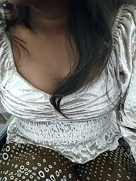 MISS MADHURIBABY online show from 1, 3, 2026