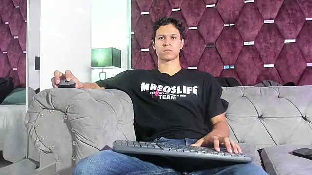 Snapshot of TonyBenedetti chatting on 12, 7, 2026 TonyBenedetti online show from 12, 7, 2026