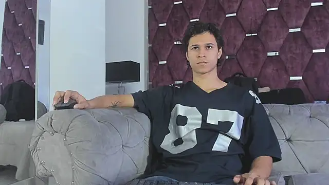 Snapshot of TonyBenedetti chatting on 20, 7, 2026 TonyBenedetti online show from 20, 7, 2026