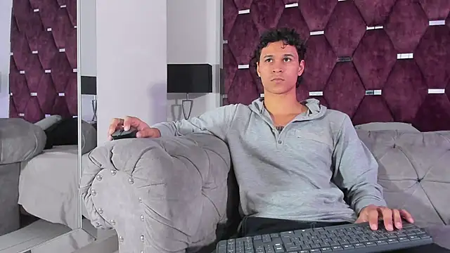 Snapshot of TonyBenedetti chatting on 23, 6, 2026 TonyBenedetti online show from 23, 6, 2026