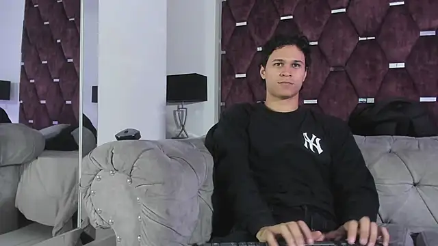 Snapshot of TonyBenedetti chatting on 9, 7, 2026 TonyBenedetti online show from 9, 7, 2026