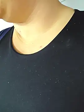 lilith velvet  online show from 14, 4, 2026