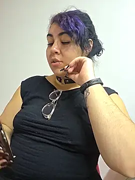 Snapshot of lilith_velvet_ chatting on 4, 6, 2026 lilith velvet online show from 4, 6, 2026
