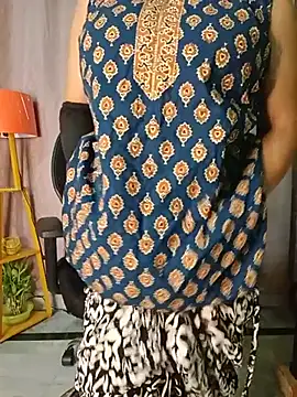 Snapshot of Kritika05 chatting on 7, 7, 2026 Kritika05 online show from 7, 7, 2026