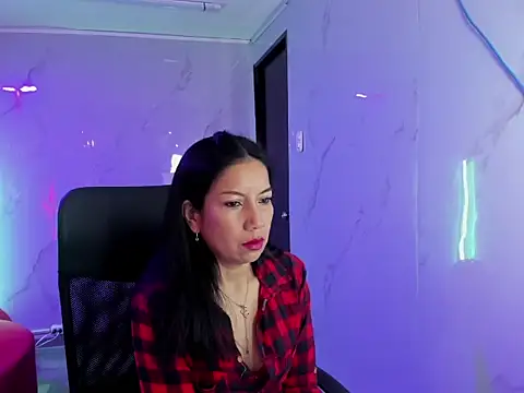 Megan Collinss1 online show from 14, 4, 2026