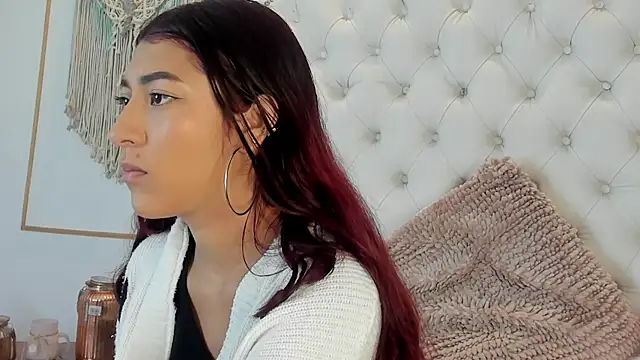 Sara funy online show from 4, 5, 2026