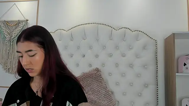 Sara funy online show from 24, 3, 2026