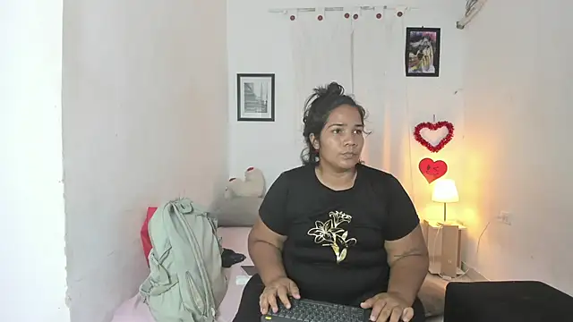 mariana villa72 online show from 30, 6, 2026