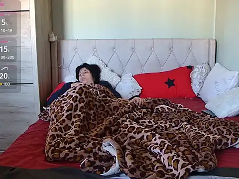 tess1980 online show from 27, 2, 2026