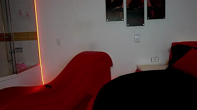 Petitte Mussa online show from 14, 4, 2026