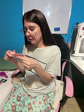 MysticKitty7 online show from 9, 5, 2026
