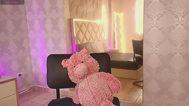 Cloee tay1 online show from 18, 4, 2026