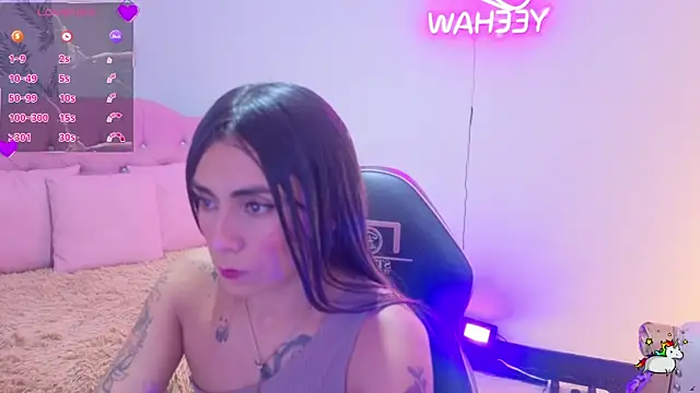 LINDSAY TAY online show from 3, 3, 2026