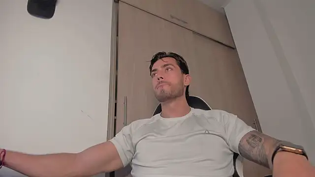 Axel  Blaze online show from 11, 3, 2026