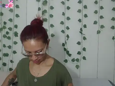 scarlett-ash online show from 7, 3, 2026