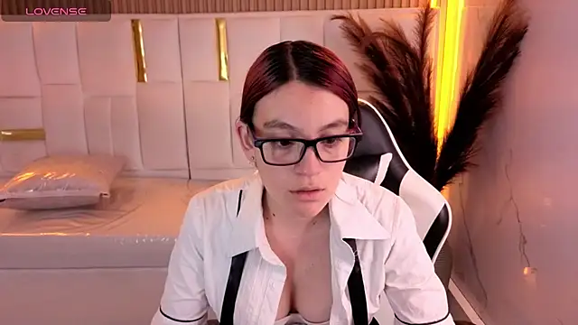 stefania tp online show from 4, 3, 2026