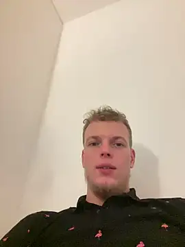 Dencchikk22 online show from 24, 2, 2026