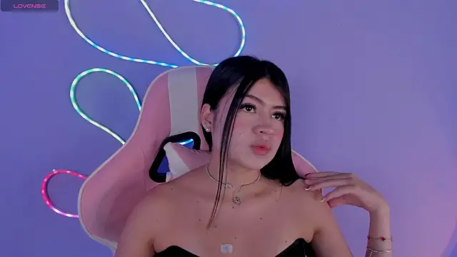 miacapone online show from 18, 4, 2026