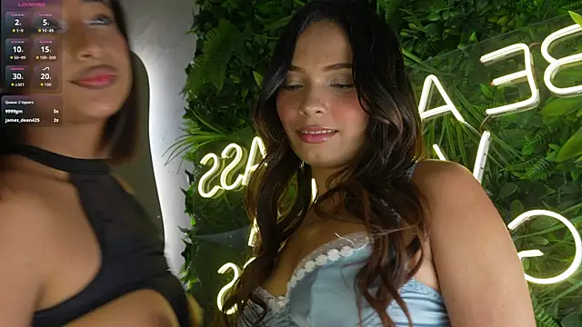 Lia Montclair online show from 26, 3, 2026