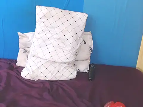 HotChocolateTea online show from 20, 4, 2026