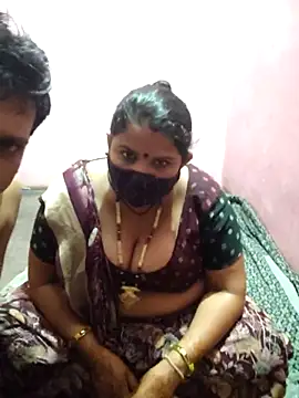 Snapshot of gujjuhotcouple chatting on 9, 3, 2026 gujjuhotcouple online show from 9, 3, 2026