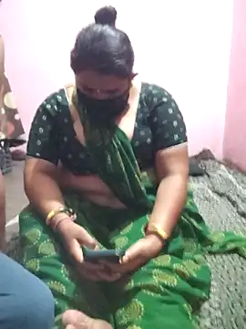 Snapshot of gujjuhotcouple chatting on 21, 4, 2026 gujjuhotcouple online show from 21, 4, 2026