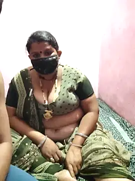 Snapshot of gujjuhotcouple chatting on 21, 3, 2026 gujjuhotcouple online show from 21, 3, 2026