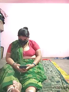 Snapshot of gujjuhotcouple chatting on 29, 4, 2026 gujjuhotcouple online show from 29, 4, 2026