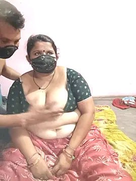 Snapshot of gujjuhotcouple chatting on 26, 5, 2026 gujjuhotcouple online show from 26, 5, 2026