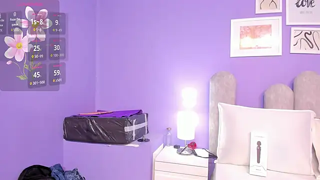 dahiana boobs online show from 9, 5, 2026