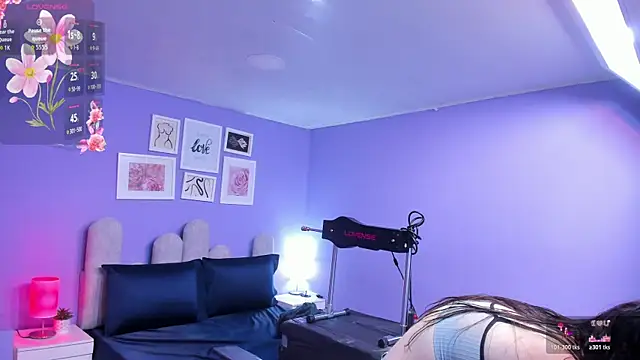 dahiana boobs online show from 16, 7, 2026